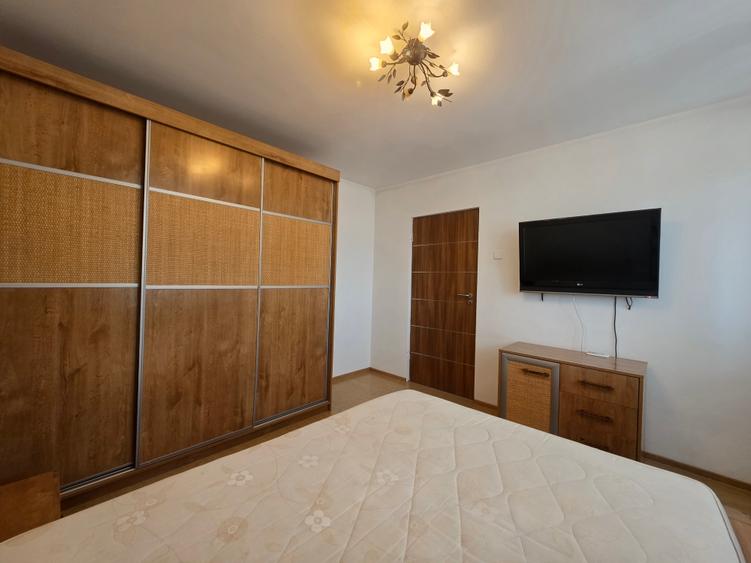 Uverturii - Militari !Vanzare apartament 3 camere - mobilat si utilat !