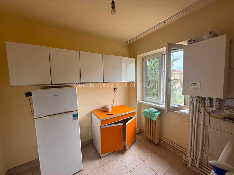Apartament 2 camere-etaj 2-zona Sc. Gen. Andrei Saguna - 2