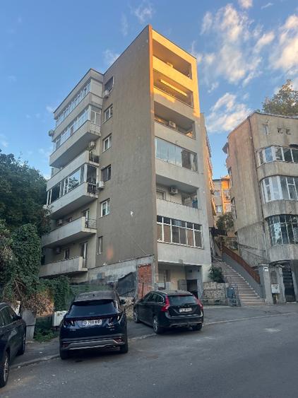 Garsonieră modernă și spațioasă – 55 mp – Parcul Carol / Tineretului