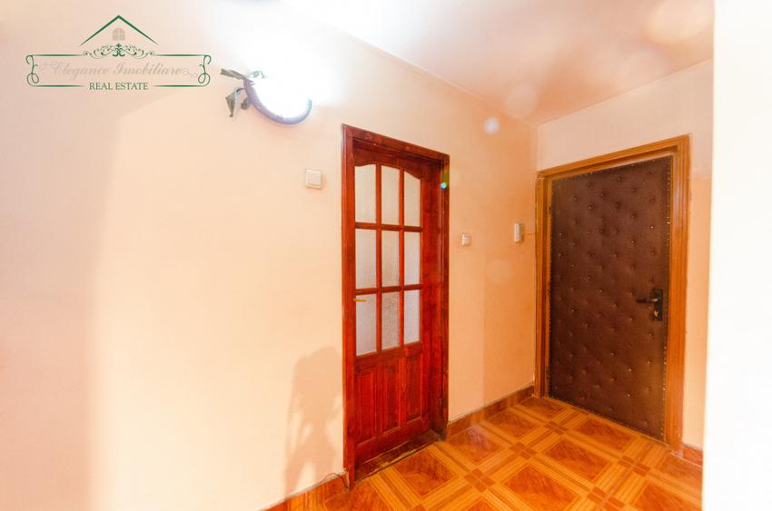 Apartament 3 camere cu centrala proprie, zona 100 Micalaca, Arad