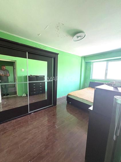 Apartament 4 camere 89mp 3 minute de Politie  finisaje Pret 78.000eur neg - 2