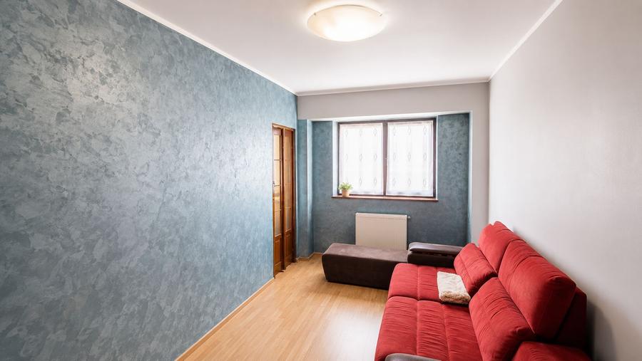 Apartament 4 camere etaj 3 din 4 Ocazie