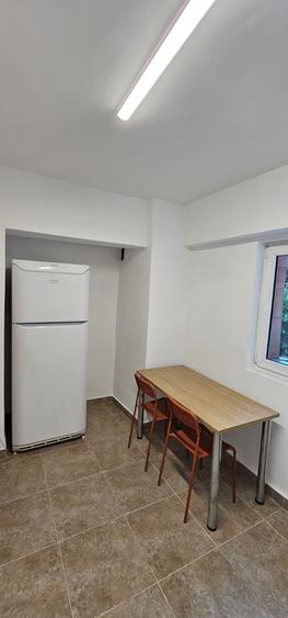 3 camere (din 4) RENOVAT RECENT et 2 NEMOBILAT zona Mosilor-Eminescu