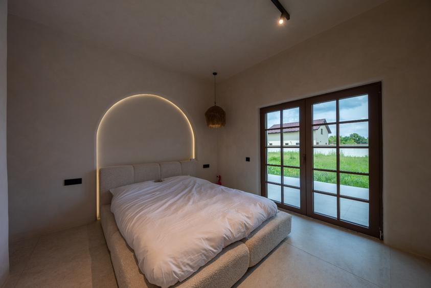 Oază de lux la liziera pădurii:Vilă premium cu piscină privată, în Gruiu – Snago