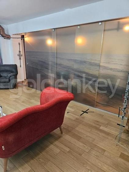 Apartament spatios cu 3 camere