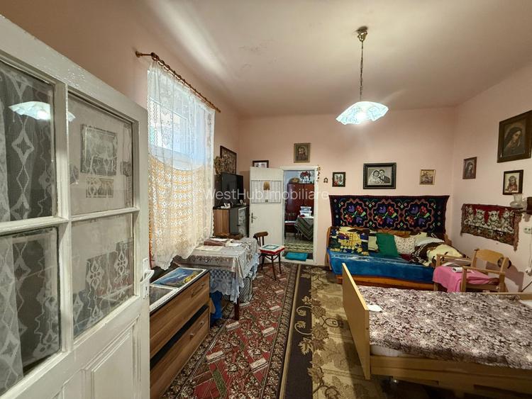Casa cu 2 camere in curte comuna, semidecomandata, 52mp utili - Iosefin - 2