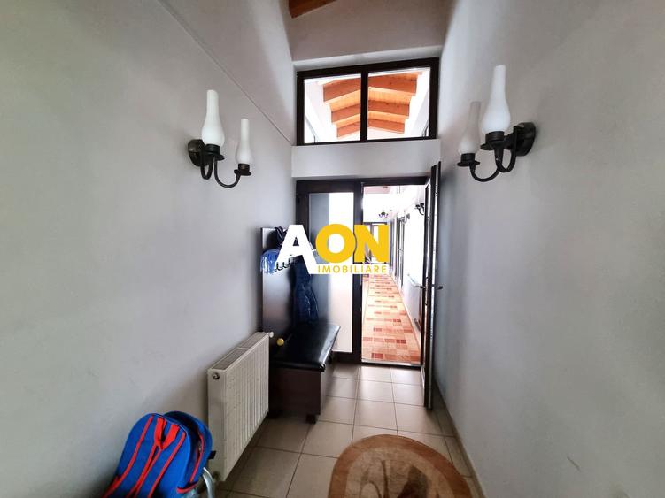 Casa de vanzare 5 camere, 980 teren, zona Piata Cetate