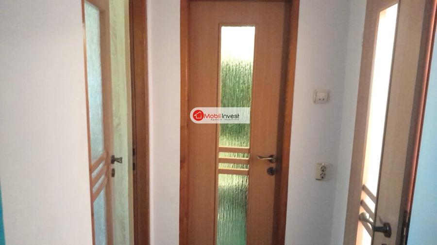 Apartament 2 camere decomandate, zona Cetate- Mercur