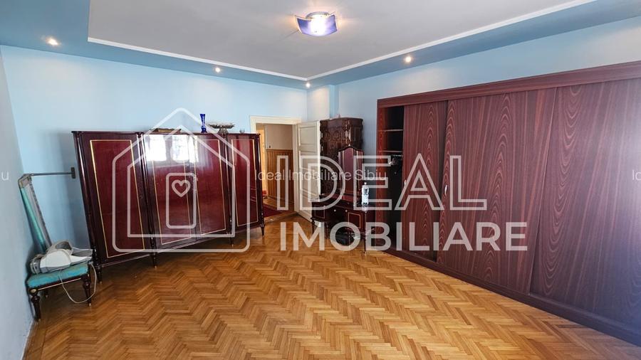 Proprietate unică cu 2 case și garaj, teren 720 mp – zona Terezian - 6