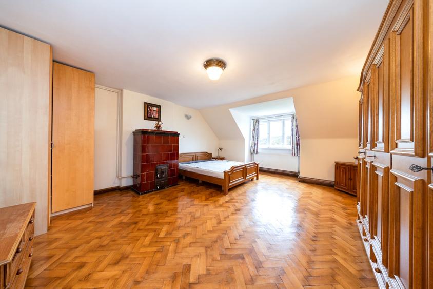 140mp | Apartament 3 Camere Centrul Istoric | Curte