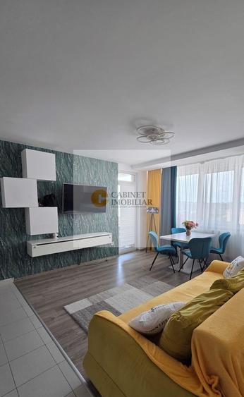 3 Camere - 77 MP | Credit | 2020 | 2 Bai | Metrou Pacii - 10 minute
