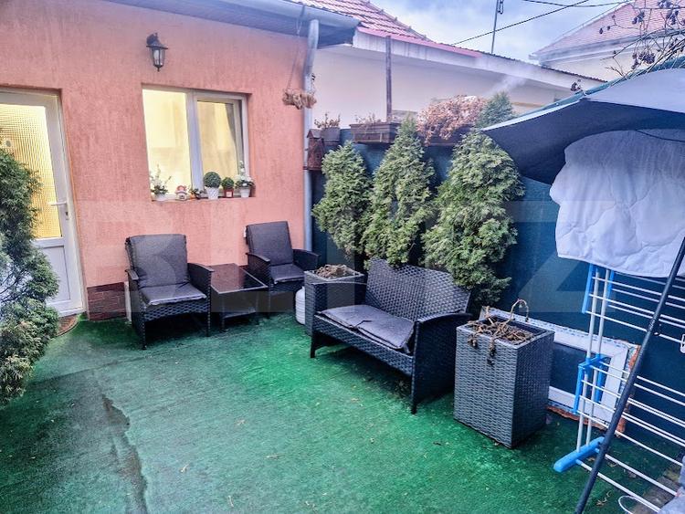 Apartament la casă cu curte privată - Velenta
