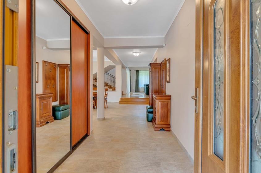 Vila superba, in stil mediteranean, strada privata