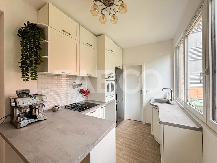 Apartament 3 camere complet renovat pe Calea Manastur zona Platinia
