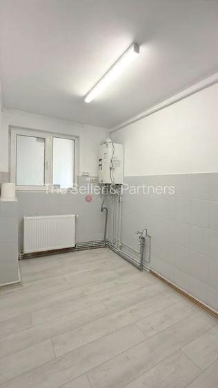 SPATIU COMERCIAL STRADAL – IULIU MANIU - 9