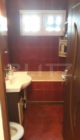 Apartament 2 camere, zona Micro14 , cu acoperiș și balcon inchis