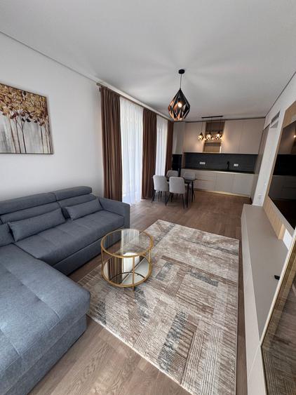 Apartament 3 camere de inchiriat LUX