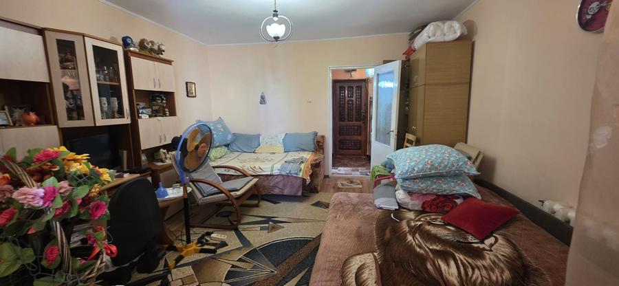FAR GARSONIERA 32 MP. CU BAIE SI BUCATARIE SEPARATE ET 2 PRET 54.900 E