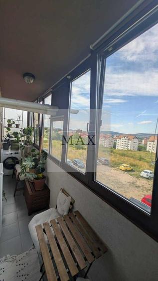 Apartament 3 camere Zorilor ,2 băi, parcare subterană, balcon