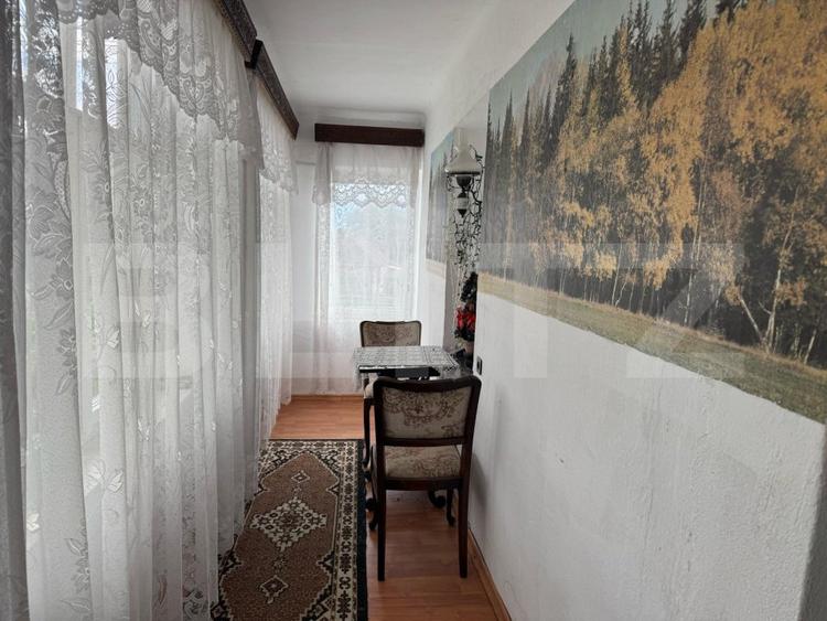 Casa de vanzare, cu 3 camere, 191 mp, la 3 km de Hațeg