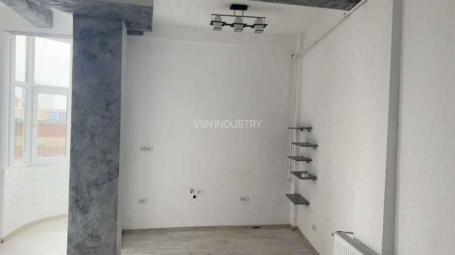 Studio de vanzare Piata Romana - 8