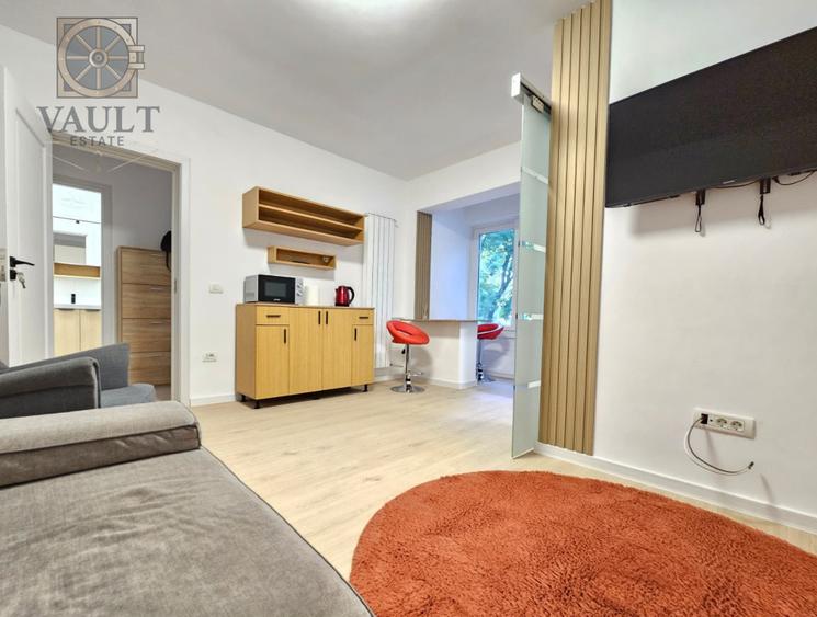 Apartament 2 camere - RENOVAT INTEGRAL - zona APARATORII PATRIEI