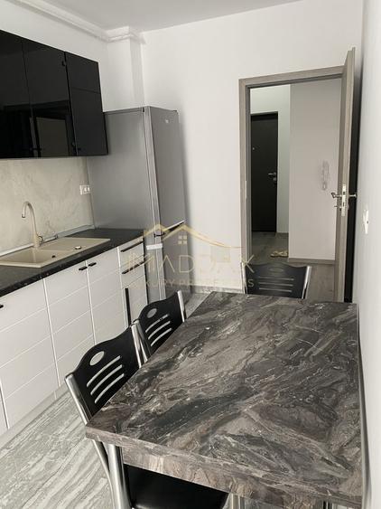 Inchiriere 3 camere /Liniei/Centrala/Proximitate metrou/Bloc nou
