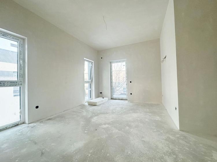 Casa tip duplex 130mp utili - zona Floresti/Tineretului