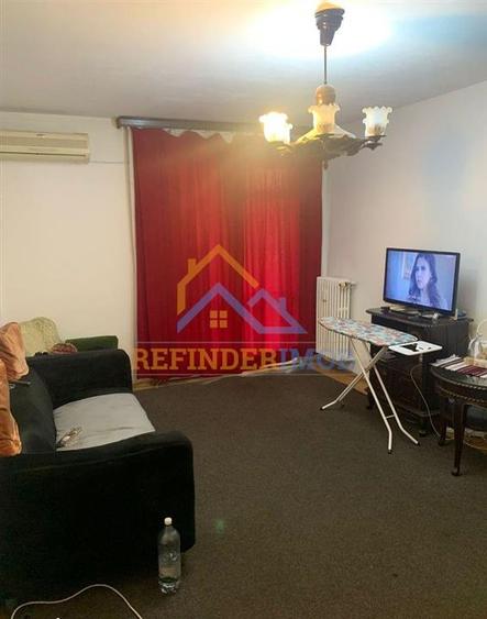 Oferta apartament de vanzare cu 3 camere, zona Basarabia - Metrou Costin Georgia