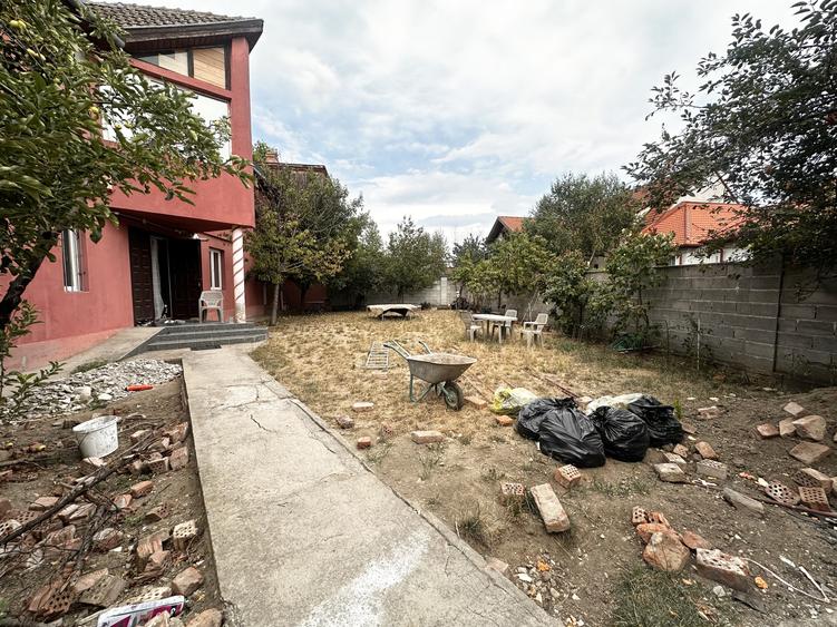 Casa individuala cu 6 camere- zona Stadion- Olimpia