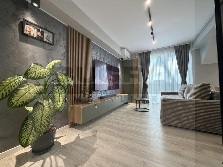 Apartament de 3 camere, lux, 68mp, 2 parcari, zona Profi Transilvaniei