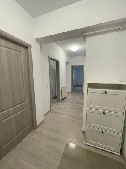 3 camere, 2 bai, etaj 1/6, mobilat complet, complexul cu clinica medicala ONIX