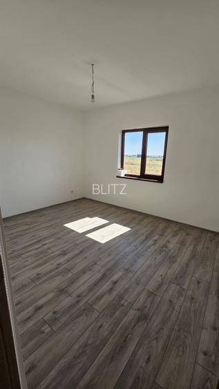 Casa de vanzare, P+1 , 185 mp utili, 250 mp teren, zona Selgros-Damila - 5