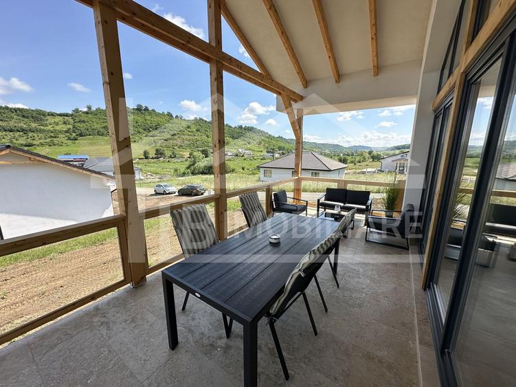 Casa individuala, 4 camere, 300mp, Zona Livezeni