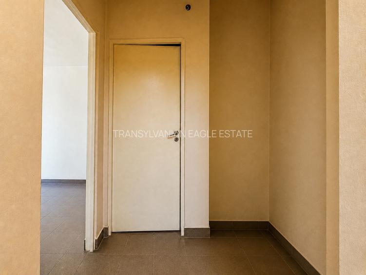 Spațiu comercial|3 încăperi|47 m2 utili| Semicentral - 9