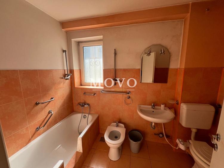 4 Camere Decomandat Central –90mp | Vizibilitate Excelentă | Potențial Comercial