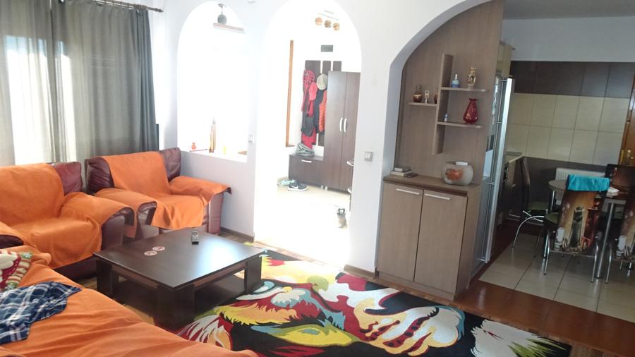 Vand casa în sistem P+M, are suprafața utilă 160 mp,finisată integral și echipat