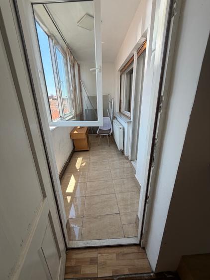 Vând apartament 4 camere Unirii Clinici