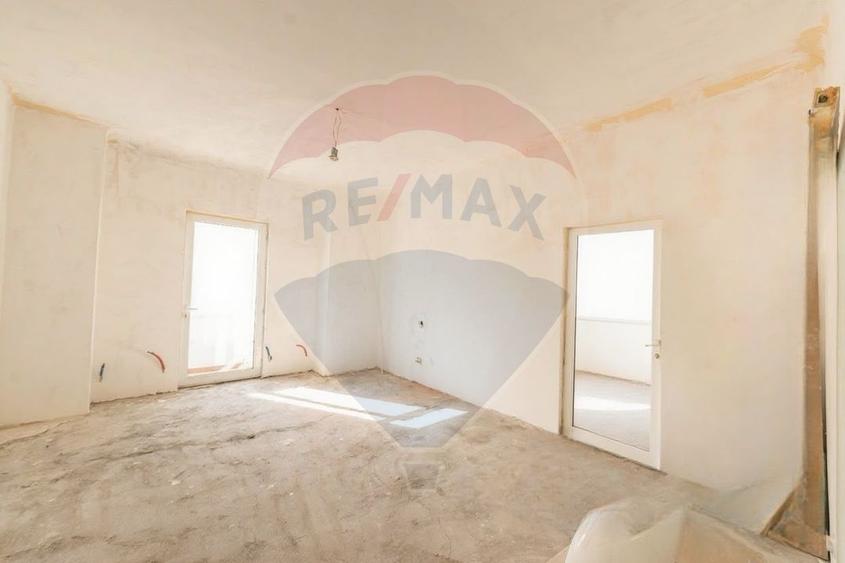 Apartament 4 camere de vanzare 104 mpu, Calea Mosilor