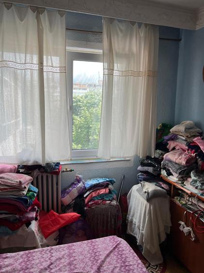 Apartament 2 camere decomandat, etaj 4 — Cartier Vest, zona Siliștei