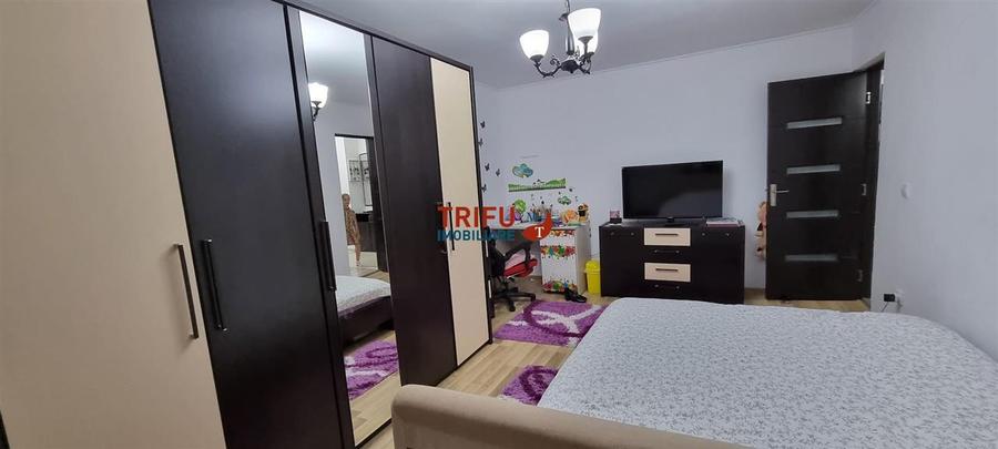 Apartament 3 camere de vanzare Cetate 70 mp mobilat si utilat