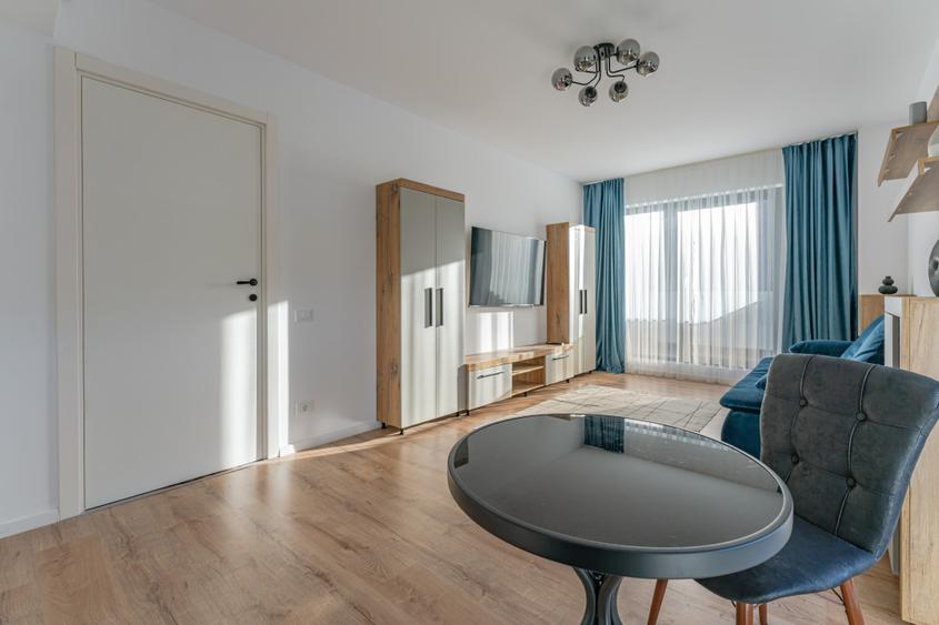 Apartament de lux cu 2 camere si 2 terase in Tractorul
