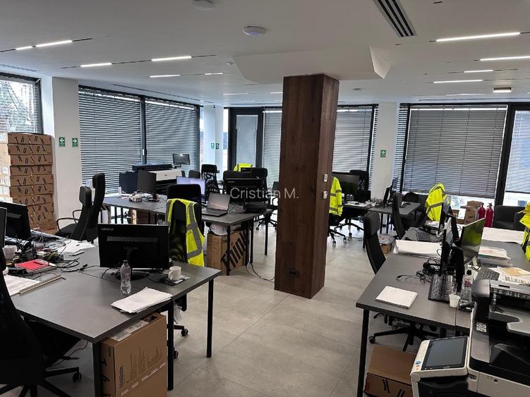 Spațiu comercial  tip showroom/open-space  - 4