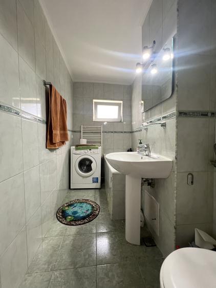 Apartament 2 camere, 50 mp utili, etaj 4/5 - Dambovita
