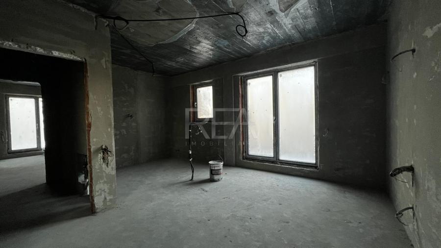 Vila duplex contemporana Bucurestii Noi - Straulesti