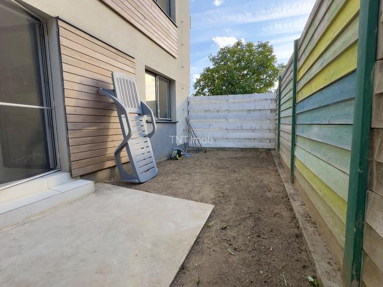 3 camere Semidecomandat | 2 bai | Parcare | Mobilat Utilat | Terasa