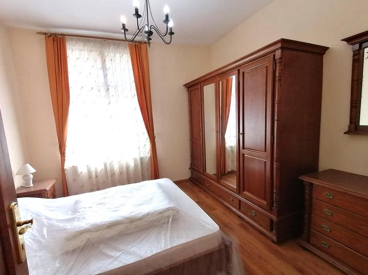 Apartament cu doua camere in zona Piata Sfatului