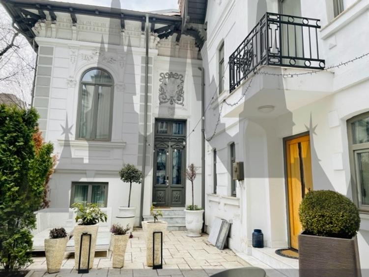 Vila superba complet restaurata pretabila pentru Ambasada sau Sediu Companie