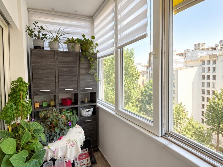 Apartament 4 camere/ Colentina/ Dna Ghica/ Centrală Proprie/ 2 Parcări
