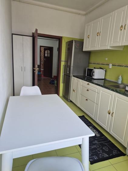 De inchiriat apartament cu 2 camere si loc de parcare, Cartierul Latin